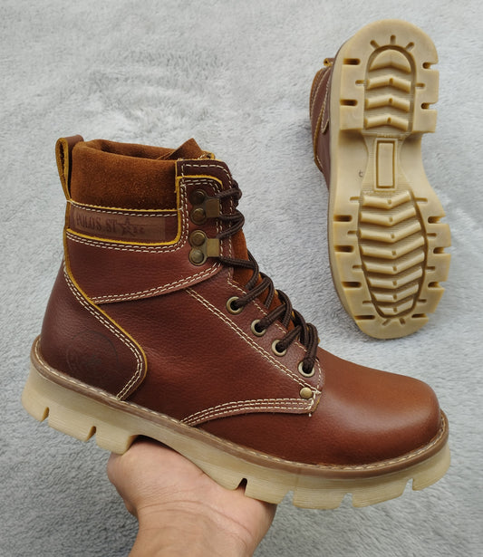 bota 07 coñac cuero Carazzi23