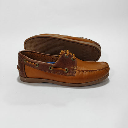 Náuticos de cuero miel y coñac, vista posterior/lateral