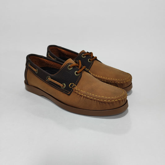 Zapato apache miel con laterales café, vista tres cuartos