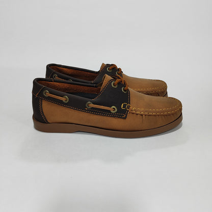 Zapato apache miel con detalle café en el costado, vista lateral