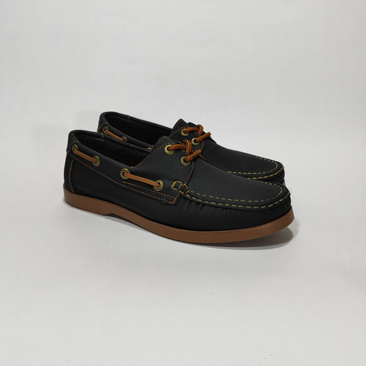 Apache negro con costuras miel, vista tres cuartos