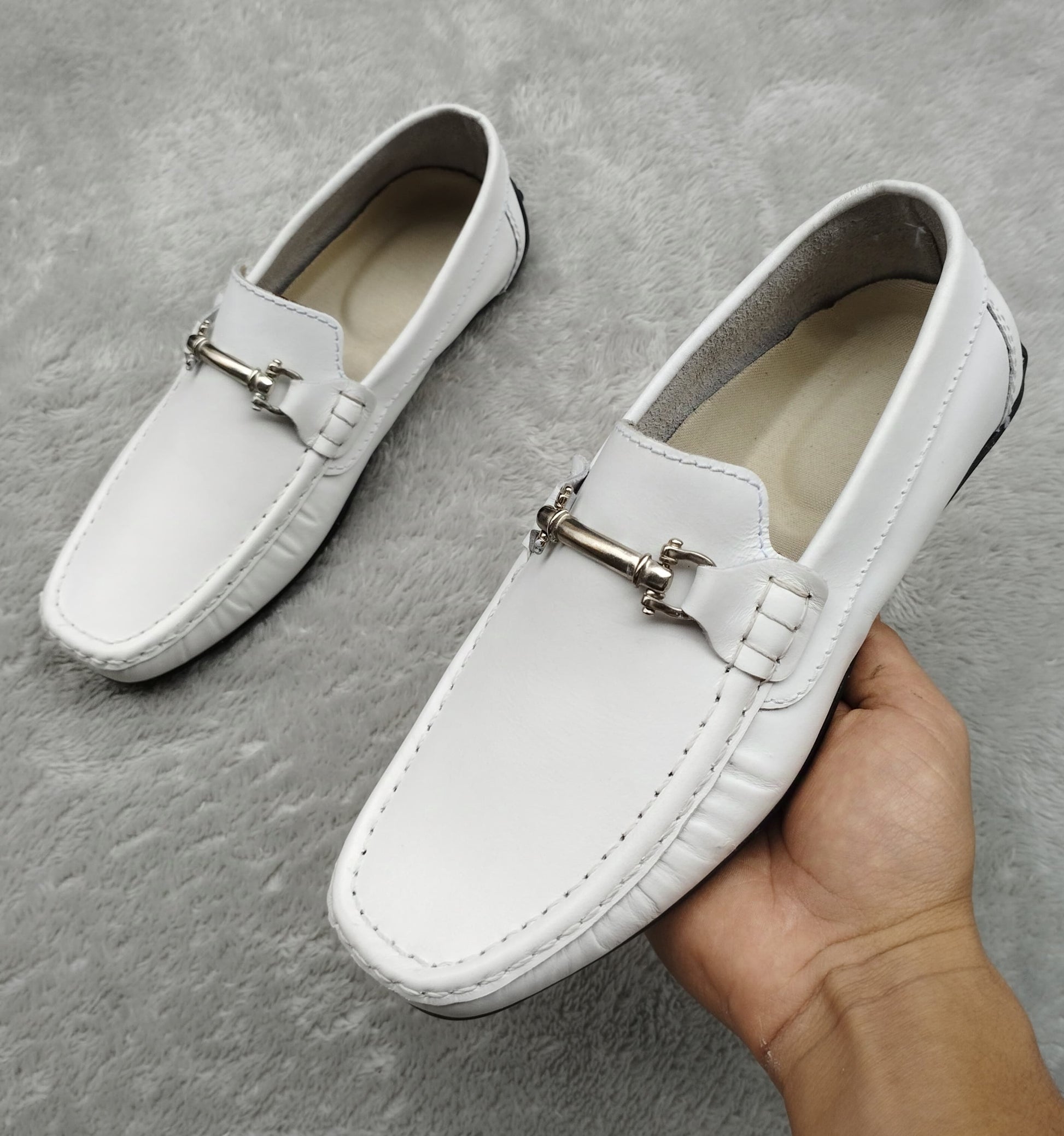 mocasin 209-1 blanco p cuero Carazzi23