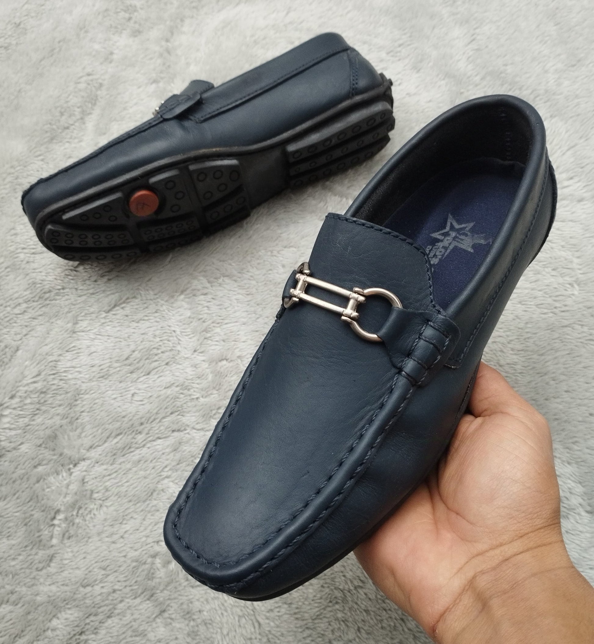 mocsin 209-1 azul oscuro cuero Carazzi23