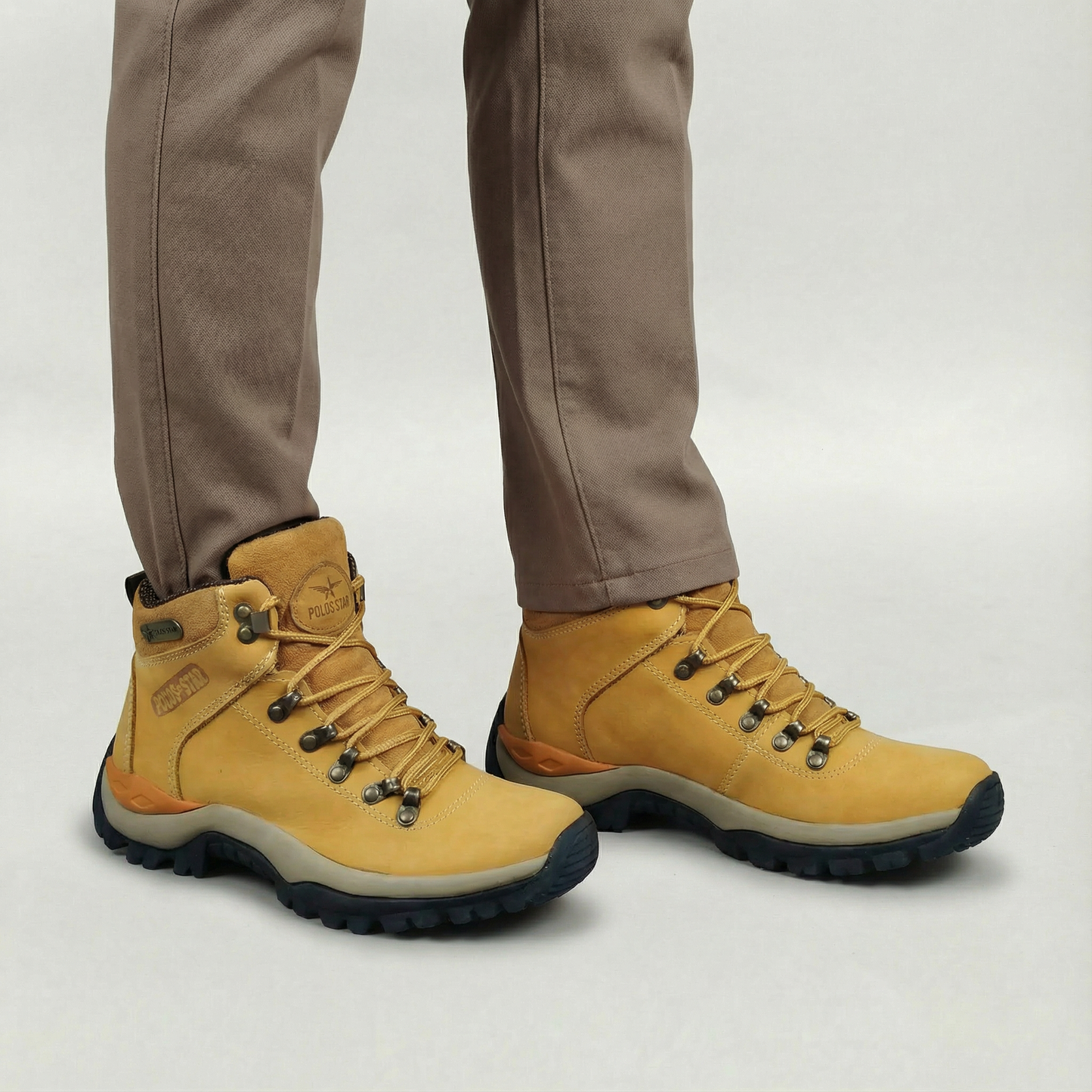 Bota 08 Oro Cuero